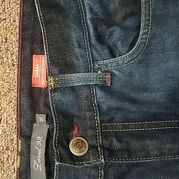 Level 99 Sarah Twisted Seam Tomboy Cropped Jeans!! - Picture 5 of 11